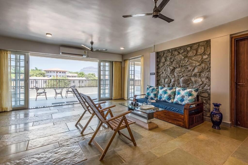 Stone Mansion By Phoenix Stays Igatpuri Exterior foto