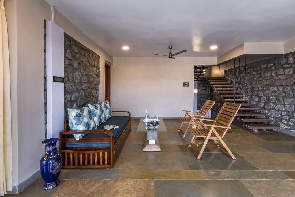 Stone Mansion By Phoenix Stays Igatpuri Exterior foto